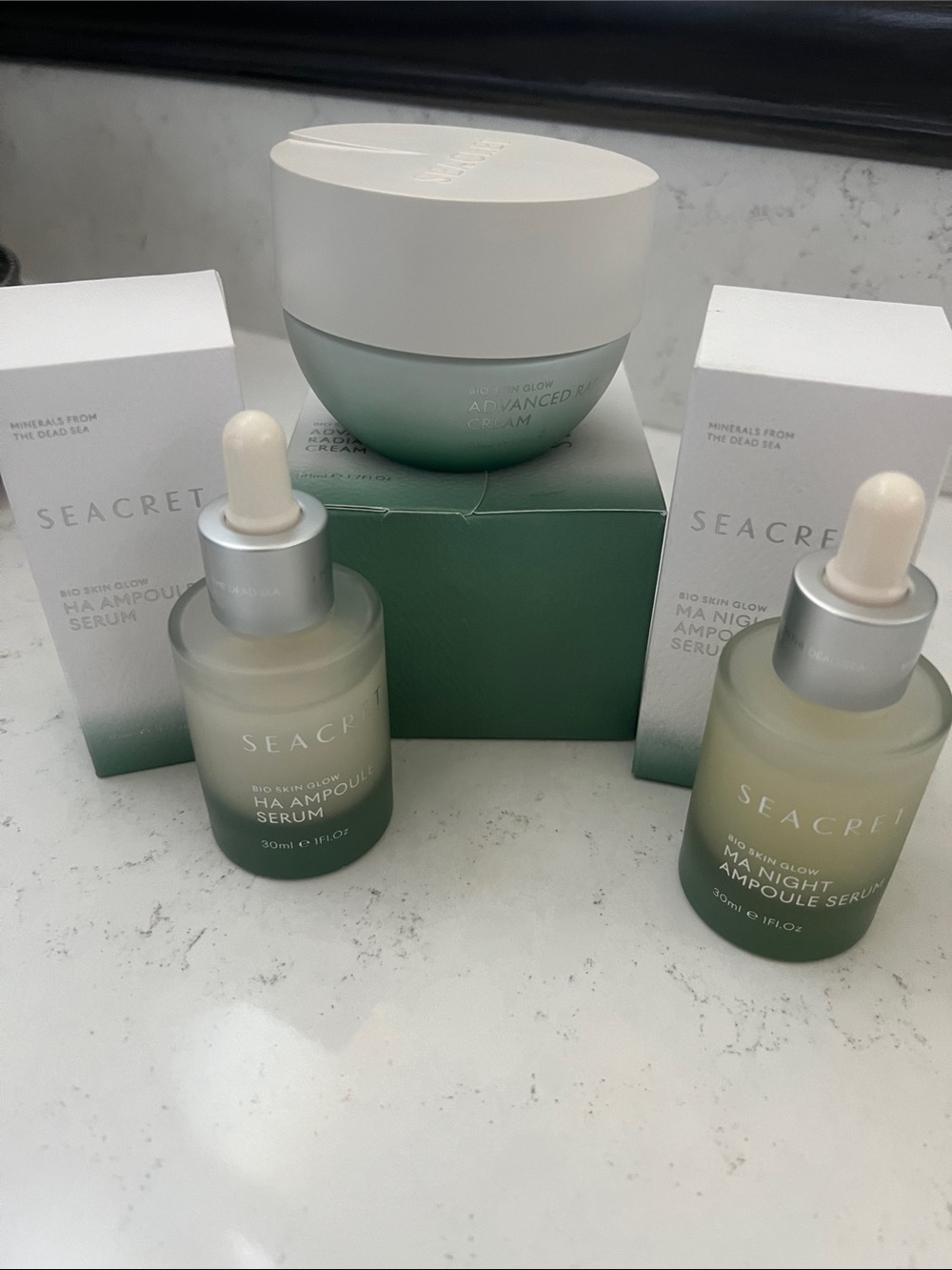 Bio Skin Glow HA Ampoule Serum & Advanced Cream Set - Green